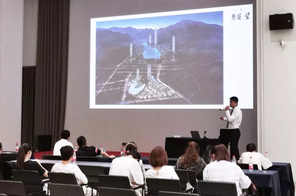 1566549618108302.jpg 20190823_145136_003.jpg