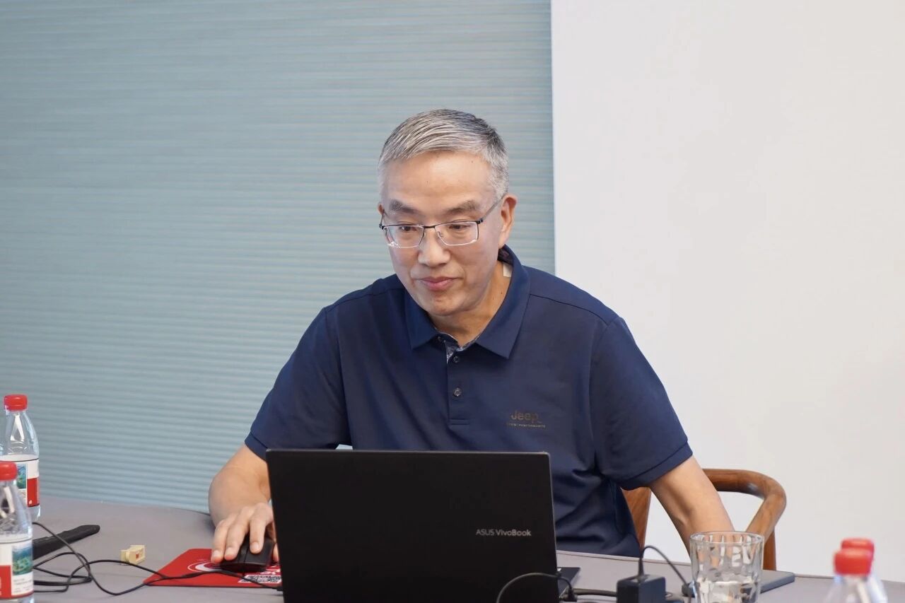 微信图片_2025-09-30_145211_216.jpg