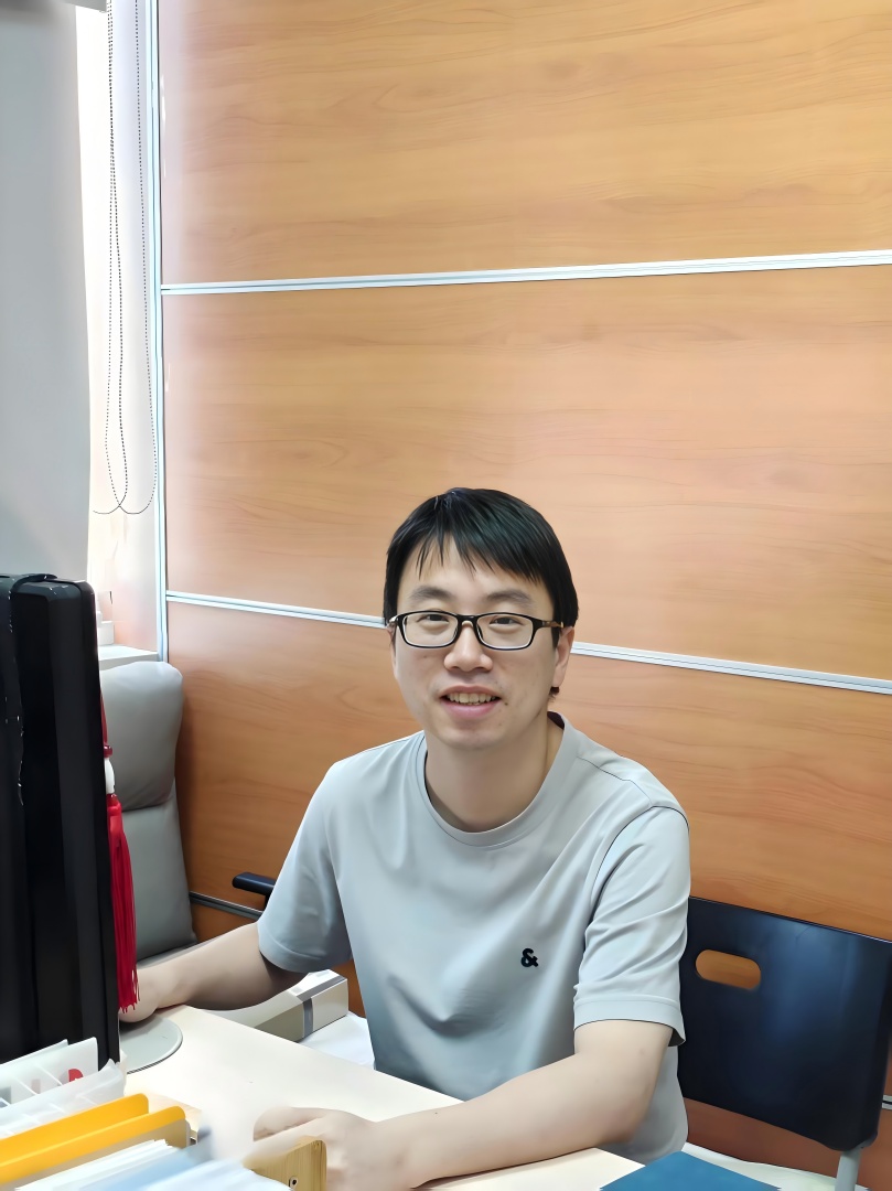包云杰