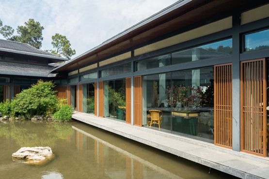图 1